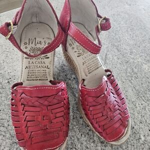 Red Women Huarache Platform Pre Loved
